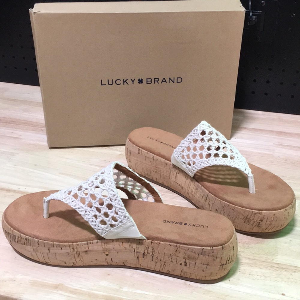 New WB Lucky Brand Women's White Crochet Cork Platform Flip Flop Sandals